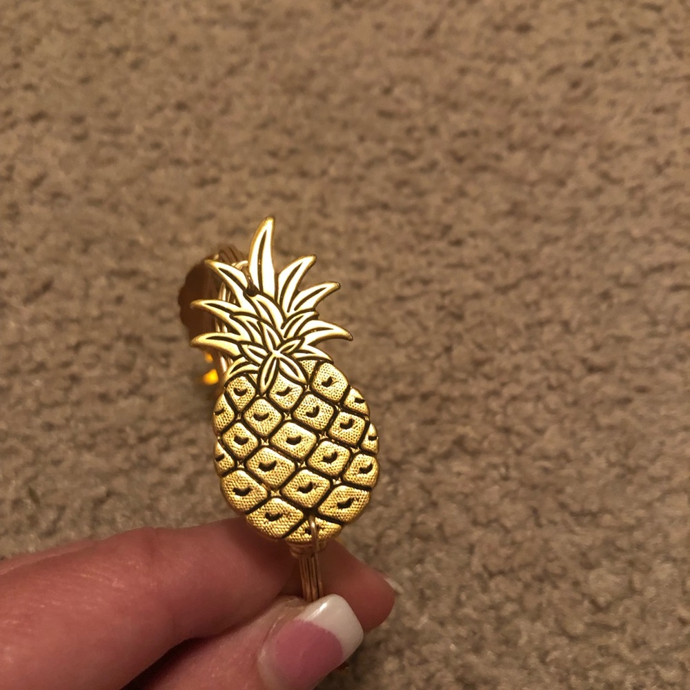 Pineapple wire bangle